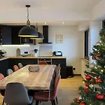 Spacieux 5 Pieces Pour 10 Pers A L'alpe D'huez, Proche Pistes Et Commerces - Fr-1-405-347 Διαμέρισμα *